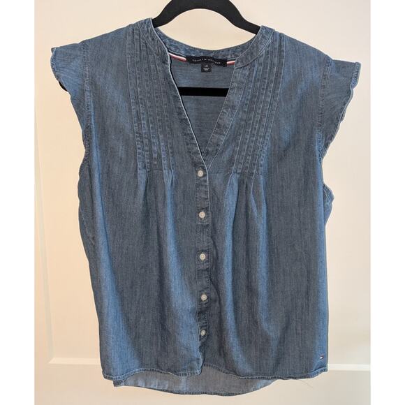 Tommy Hilfiger Chambray Blouse Size Large Denim Top Ruffle Sleeveless Pintuck - Picture 1 of 4